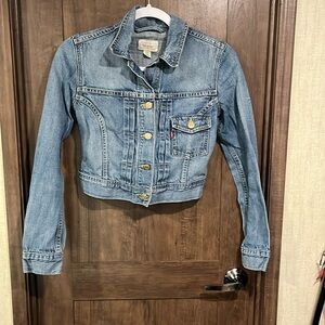 Levi Straus & Co XS/TP Jean jacket girl size 12 or petite women’s XS
